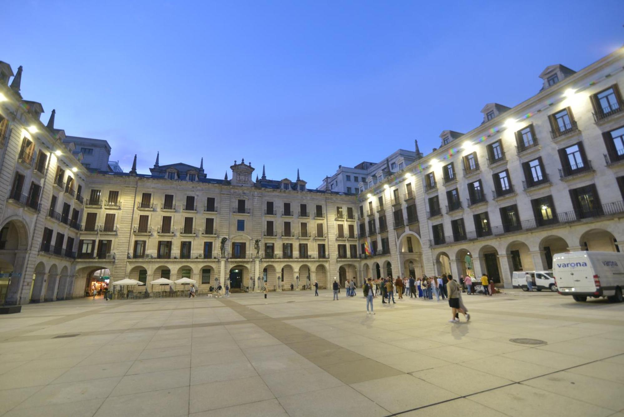 El Apartamento De San Pelayo Con Garaje By Just Room サンタンデール エクステリア 写真
